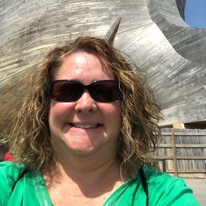 Meet your Posher, Jennifer